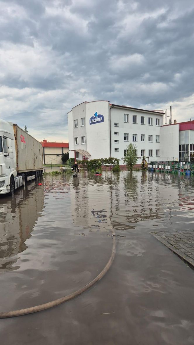   Gwałtowne ulewy w woj. warmińsko-mazurskim [03.08.2025]