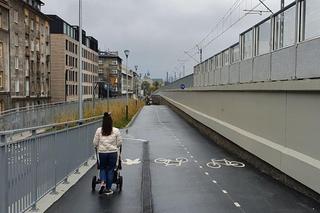 Nowy most kolejowy w Krakowie już otwarty