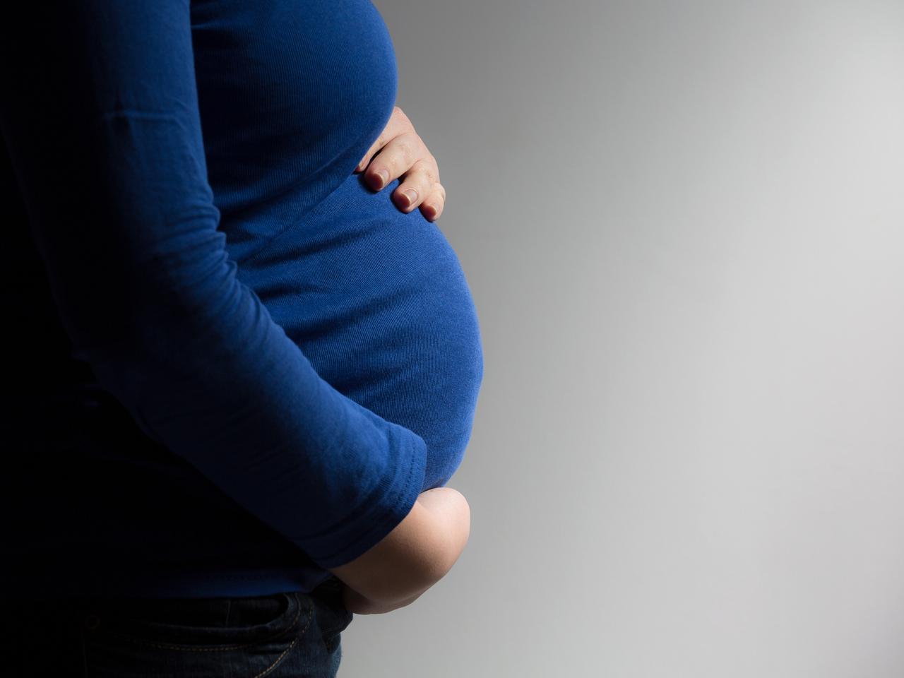 Ból żołądka w ciąży - dlaczego może dokuczać ci żołądek i jak sobie z tym radzić w ciąży 