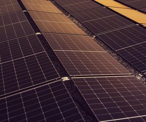 Ukryte modemy w chińskich inwerterach fotowoltaicznych. Zagrożenie dla bezpieczeństwa energetycznego?