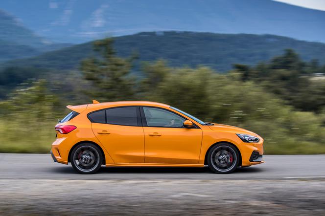 Ford Focus ST 2.3 EcoBoost 280 KM