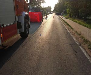 Poważny wypadek pod Poznaniem. Dziewczynka wpadła pod rozpędzony autobus