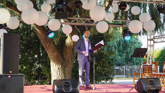 ZOBACZ ZDJĘCIA z wydarzenia "Narodowe Czytanie w Zbuczynie" w 2022 roku