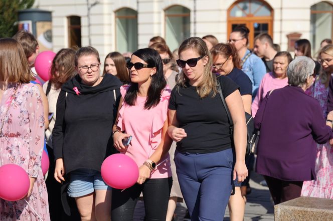 W centrum Lublina królował róż! Przez miasto przeszedł Marsz Różowej Wstążki