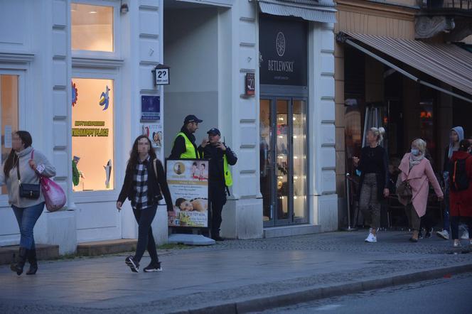 Więcej patroli na Nowym Świecie