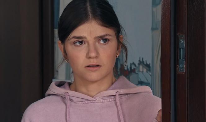 M jak miłość odcinek 1667 po wakacjach. Lilka (Monika Mielnicka)