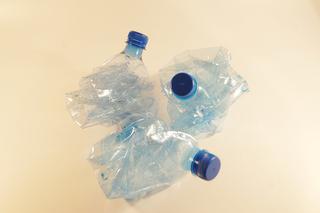 Plastik: zakaz wstępu do stołecznego ratusza! [AUDIO]