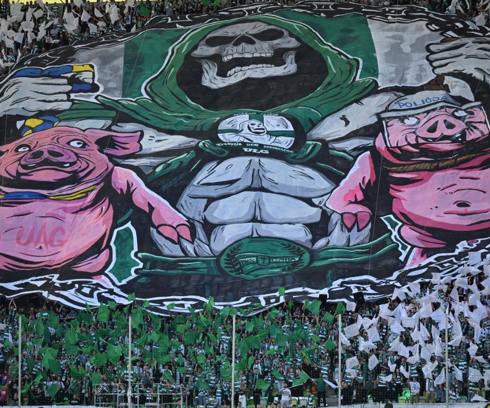 Derby Trójmiasta. Lechiści kupili flagę Arki, żeby ją spalić. Wydali majątek 