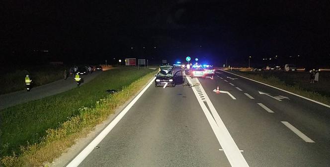Wojnicz. Wypadek na DW975. Zginął rowerzysta potrącony przez samochód!