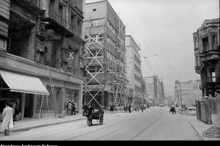 Najsłynniejsza ulica na Dolnym Śląsku. Są tu same perły architektury 