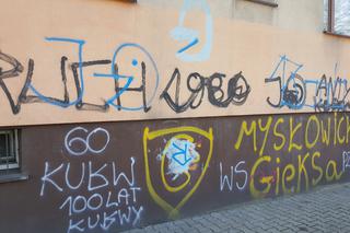 Czyszczenie Mysłowic z nielegalnego graffiti i wulgarnych napisów 