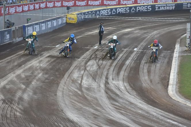 PRES Grupa Deweloperska Toruń - Stelmet Falubaz Zielona Góra, zdjęcia kibiców i zawodników z meczu 10. kolejki PGE Ekstraligi