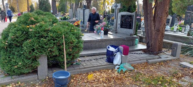 Przygotowania do Wszystkich Świętych Zamość