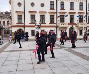 „Nazywam się Miliard” w Rzeszowie. Odbyły się protesty przeciw przemocy [ZDJĘCIA]