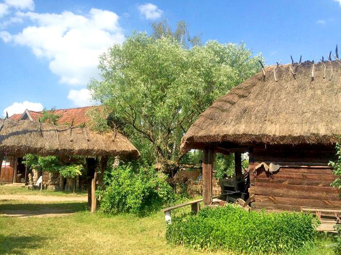 Kuligów - skansen i rzeka