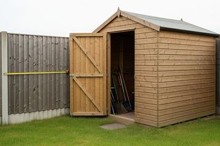 Szopa bez zgłoszenia. Jak uniknąć kary nawet 10 tysięcy złotych?