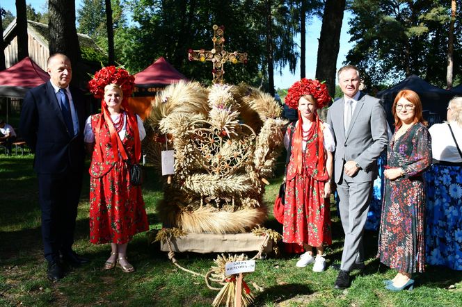Tłumy na dożynkach w Olsztynku. Zobacz, jak wyglądało tegoroczne święto plonów