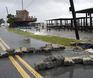 Huragan Debby wyrzucił na plaże kokainę wartą milion