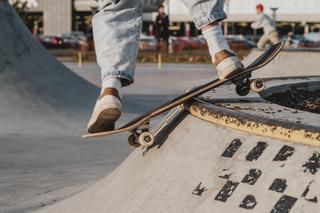 Ruszyła budowa skateparku w Dąbiu