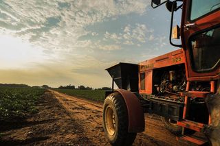 Przegląd maszyn odkładasz na wiosnę? To błąd!