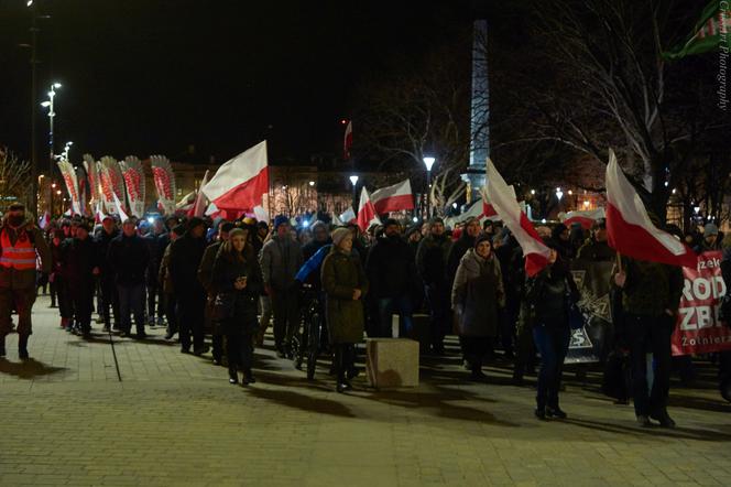 Marsz Pamięci Żołnierzy Wyklętych przeszedł przez Lublin. Zobacz zdjęcia!