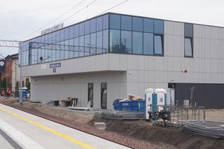 Prace nad dworcem Olsztyn Główny bliżej końca. Podróżni korzystają już z wszystkich peronów [ZDJĘCIA]