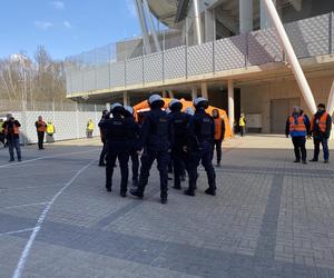 Atak terrorystyczny na stadionie? Spokojnie, to tylko ćwiczenia [ZDJĘCIA]