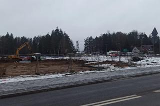 Przy Osiedlu Sterowców w Dywitach ruszyła budowa stacji paliw MOYA [ZDJĘCIA]