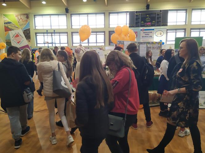 Fotorelacja z 14. Targów Edukacyjnych i dni otwartych w Zespole Szkół Ponadgimnazjalnych nr 3 w Siedlcach