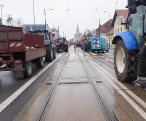 Protest rolników w Olsztynie 21 lutego. Co dzieje się w centrum?