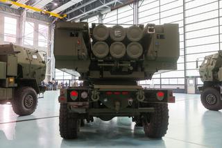 Pierwsze wyrzutnie rakiet HIMARS są w Polsce. Trafią do 16 Dywizji Zmechanizowanej [ZDJĘCIA]