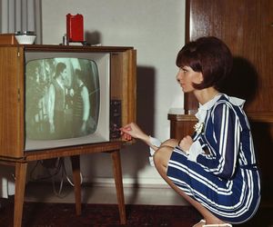 Kolory ścian, które kojarzą się z przytulnym domem babci. Mieszkanie w stylu retro - inspiracje