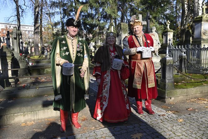 Gwiazdy kwestują na Powązkach