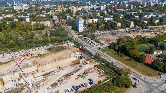 To miejsce, gdzie tunel drąży tarcza Faustyna. 