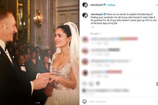 Salma Hayek pokazała niepublikowane zdjęcia ze ślubu. Tak wyglądała 15 lat temu. Wow!