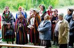 Ten zwyczaj sięga V wieku. W Łódzkiem wciąż jest kultywowany 