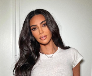 Kim Kardashian pokazała kuchnię. Ma lodówkę wielkości polskiej łazienki 