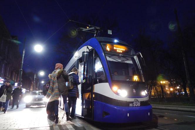 Krakowskie ekspedientki skarżą się na cięcia w komunikacji miejskiej