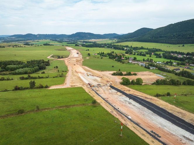Autostrada D11 w Czechach - zdjęcia z budowy - sierpień 2025