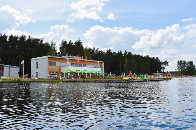 Zakaz kąpieli na plaży w Dojlidach. Nie popływasz w wodzie, ale wejdziesz za darmo