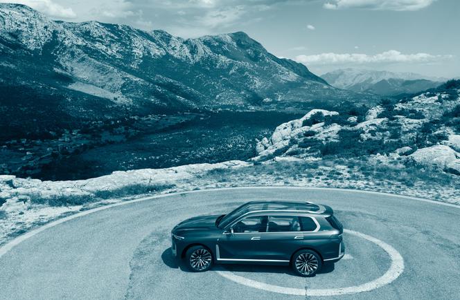 BMW X7 iPerformance Concept