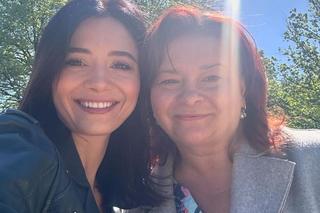 M jak miłość na planie. Adriana Kalska (Iza) i reżyserka Kinga Lewińska w nowym sezonie po wakacjach