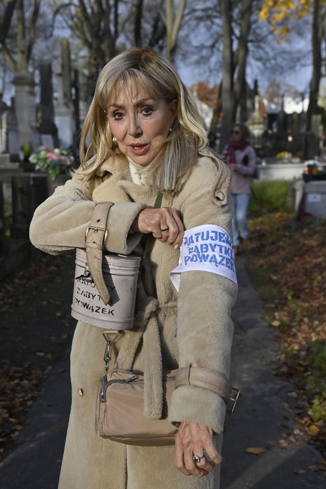 Gwiazdy kwestują na Powązkach