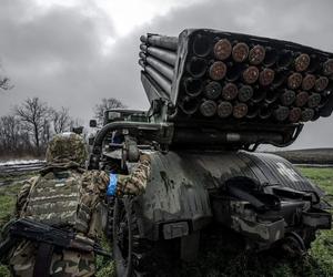 Ukraina coraz bardziej stawia na własne zdolności. Adaptuje się do ciągłych opóźnień uzbrojenia z Zachodu