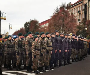 Kaliszanie uczcili 104. rocznicę odzyskania przez Polskę Niepodległości [ZDJĘCIA]