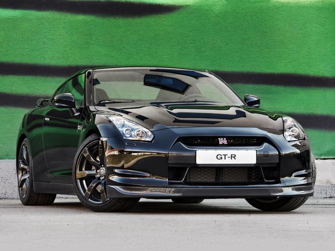 Nissan GT-R