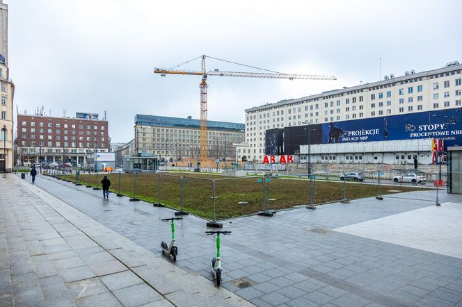 Parking podziemny pod placem Powstańców Warszawy w Warszawie