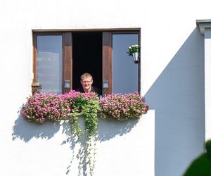 Finał 41. edycji konkursu „Warszawa w kwiatach” w kategorii Balkony, loggie i okna. I miejsce: Łukasz Świtek i jego balkon na Ochocie