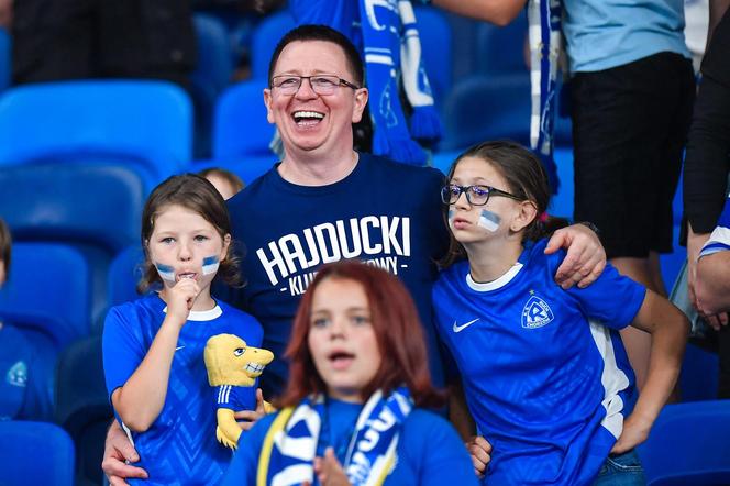 Tłumy kibiców na Stadionie Śląskim. Ruch Chorzów zmierzył się z Pogonią Siedlce