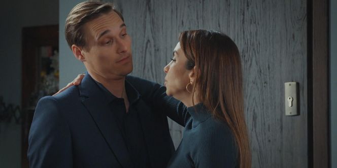 M jak miłość odcinek 1871 ostatni - finał sezonu. Aneta (Ilona Janyst), Olek (Maurycy Popiel) 